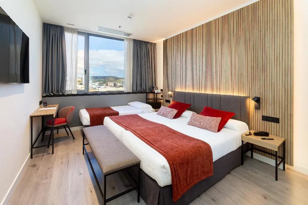 TRIPLE STANDARD Room, Alexandre Fira Congress, Barcelona
