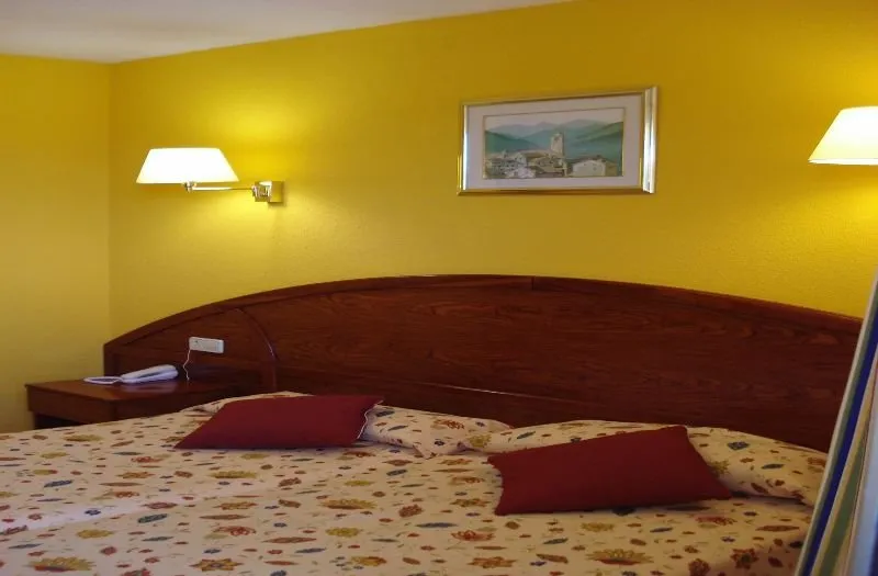 Room, Don Angel, Costa Brava