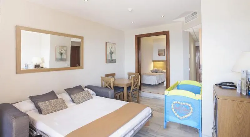 APARTMENT CAPACITY 4 ONE BEDROOM Room, Sunset Beach Club, Costa Del Sol
