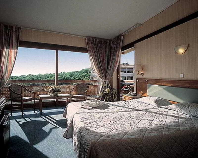 Room, Plaza Strand Vouliagmeni, Athens