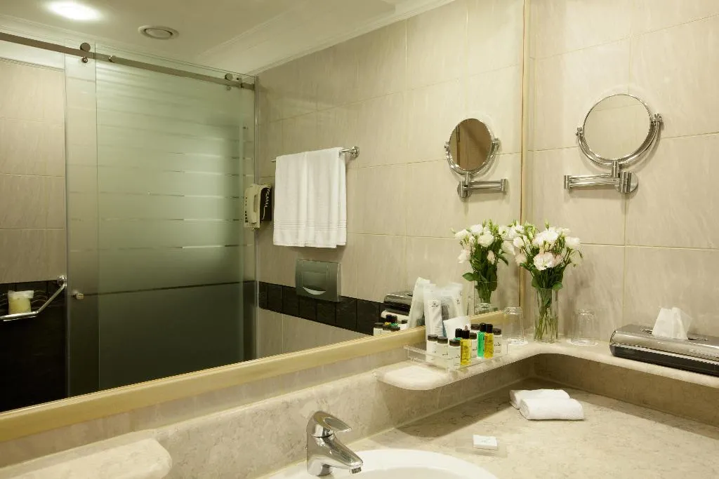 JUNIOR SUITE SEA VIEW Room, Sheraton Cesme Resort Hotel & SPA, Izmir