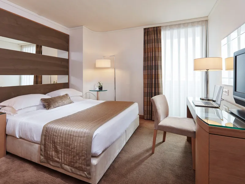 Double or Twin SUPERIOR Room, Galaxy Hotel Iraklio, Crete