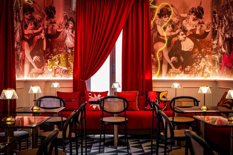 Upon Angels - Adults Only, Lisbon