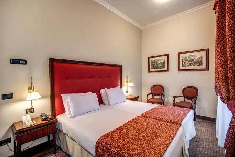 TWIN STANDARD Room, Colonna Palace, Rome