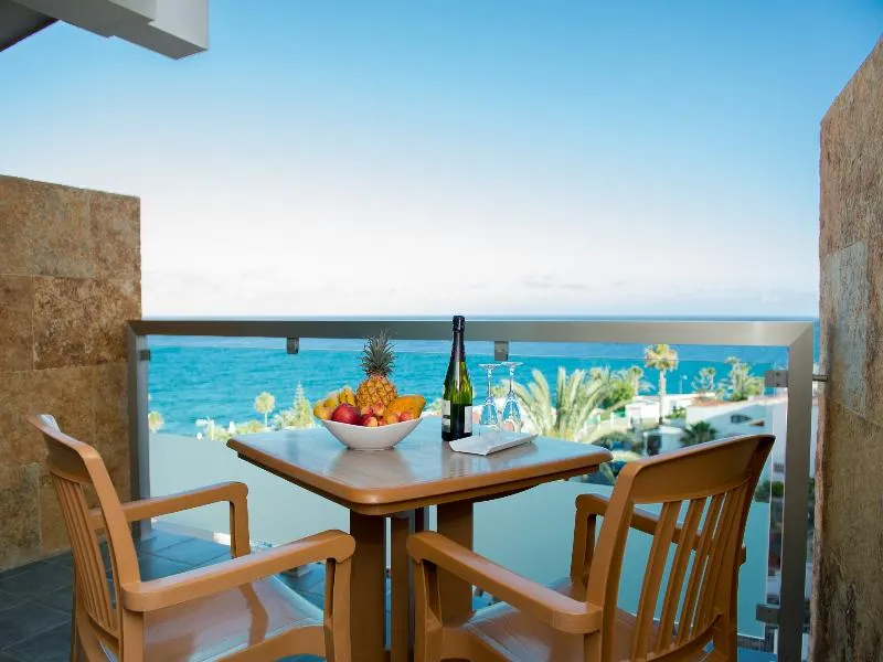 APARTMENT SEA VIEW ONE BEDROOM Room, Marinasol, Gran Canaria