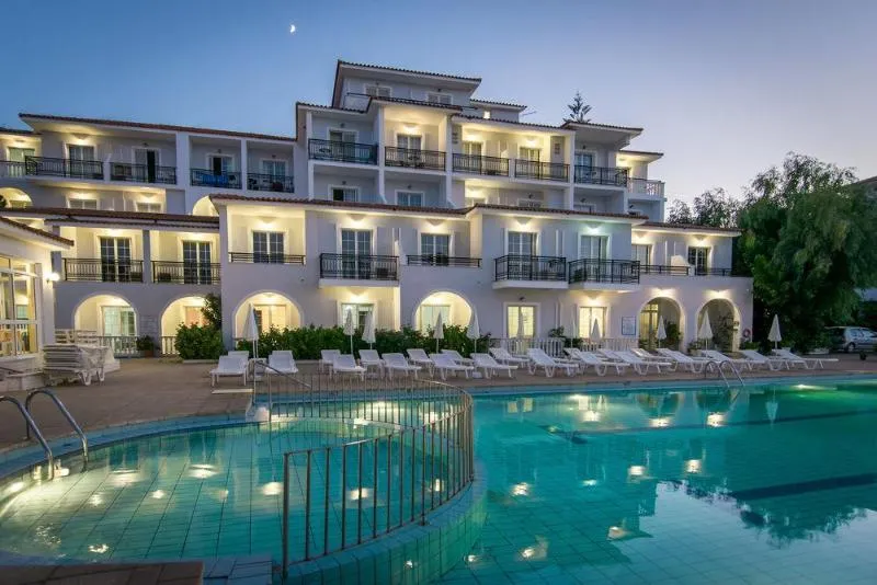 General view, Chryssi Akti / Paradise, Zante