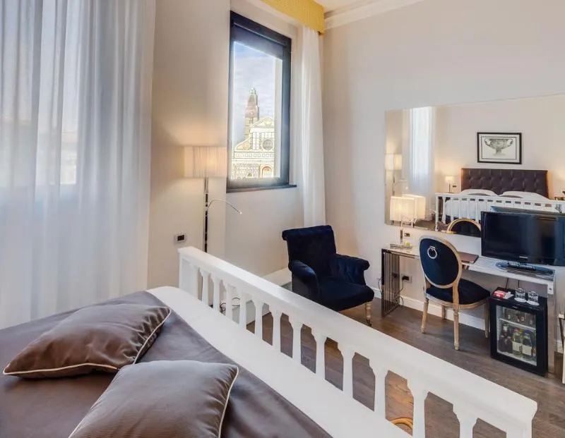 TWIN SUPERIOR Room, Roma, Florence