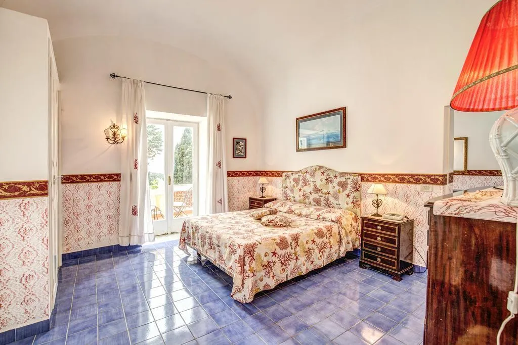DOUBLE GARDEN VIEW Room, Casa Caprile, Naples