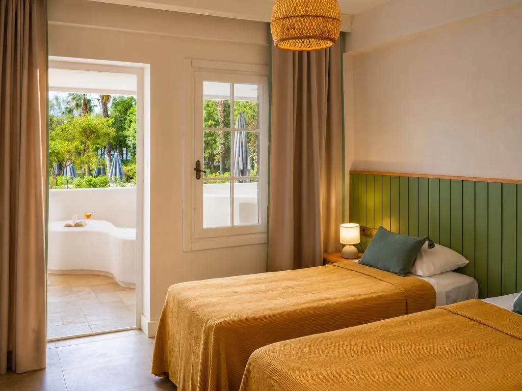 TWIN GARDEN VIEW WITH BALCONY Room, Hotel Club-E, Dalaman