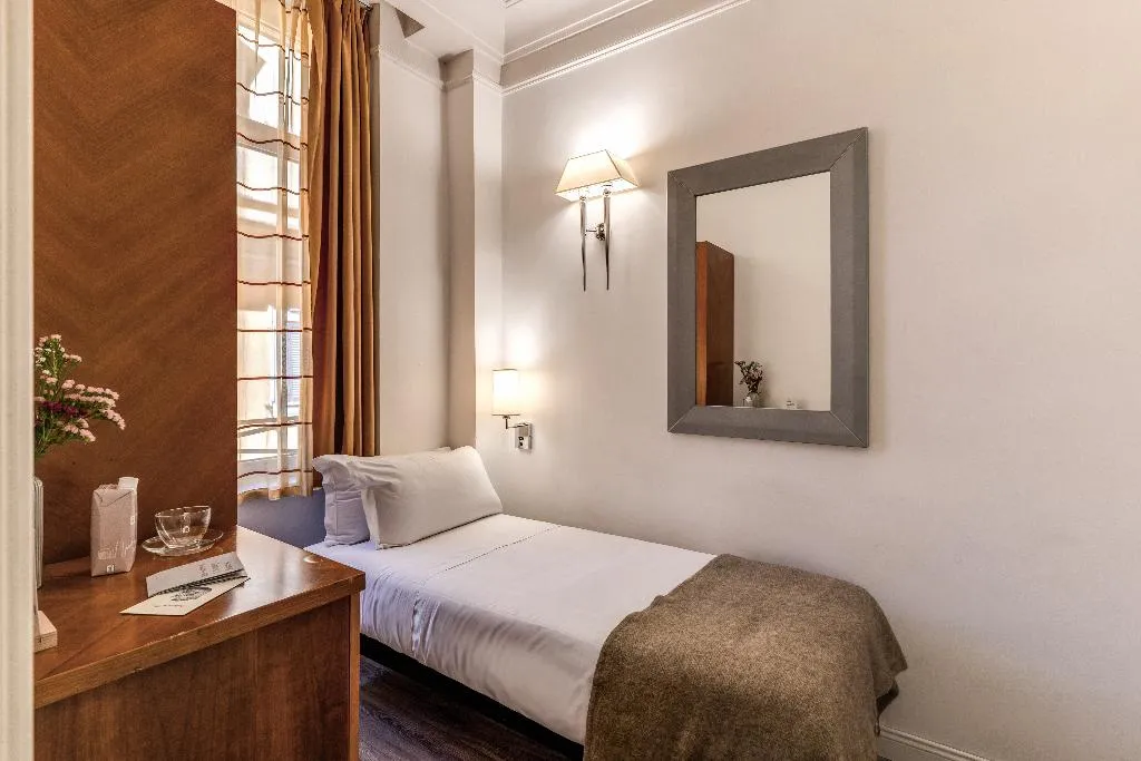 SINGLE ANNEX Room, Sonya, Rome
