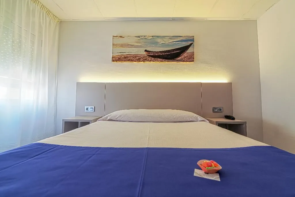 DOUBLE SINGLE USE STANDARD Room, La Perla, Costa Almeria