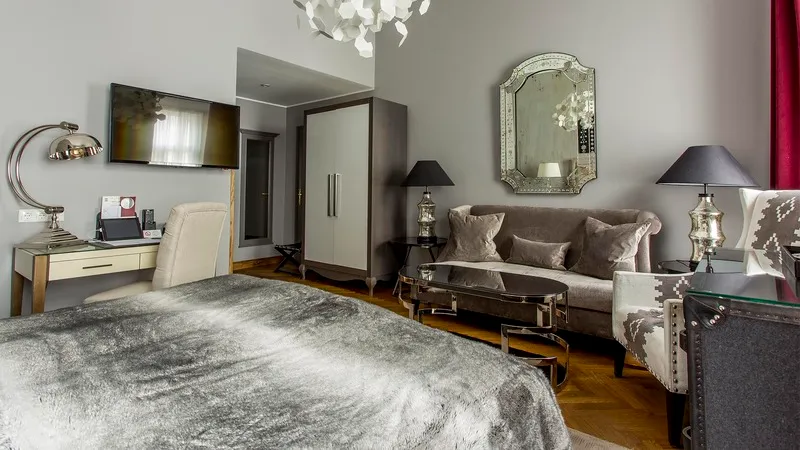 Double or Twin DELUXE Room, Hotel St Petersbourg, Tallinn