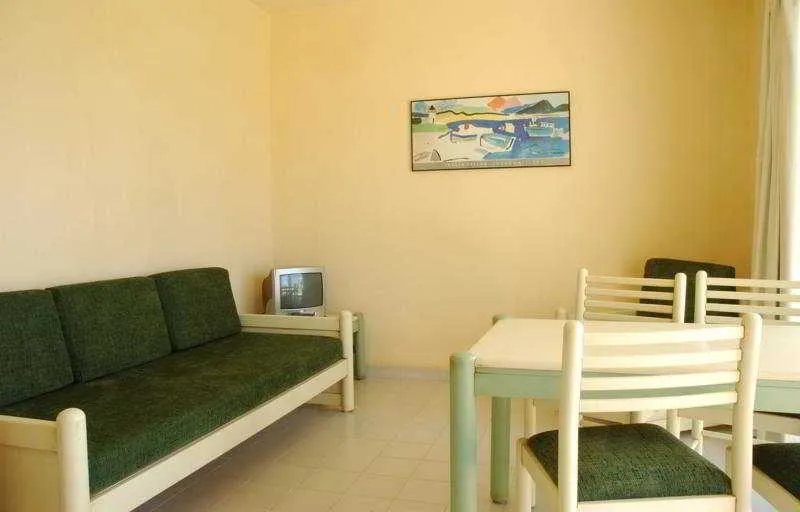 Room, Apartamentos PortBlue Rafalet, Menorca