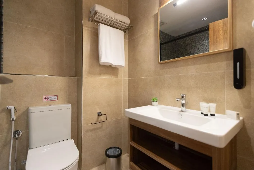 SUITE QUEEN SIZE BED Room, Mazar Pyramids Hotel, Cairo