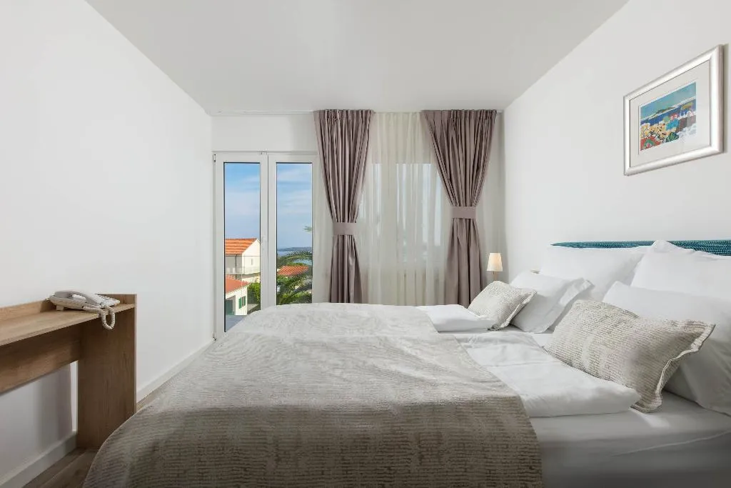 APARTMENT ONE BEDROOM Room, Pharia Aparthotel, Split