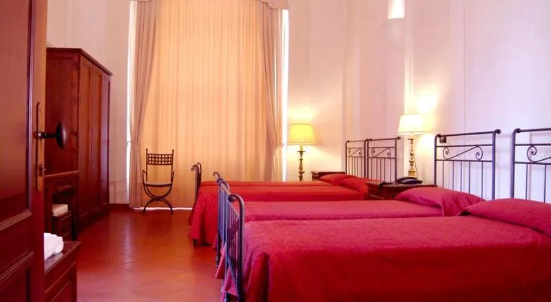 QUADRUPLE STANDARD Room, Domus Sessoriana, Naples