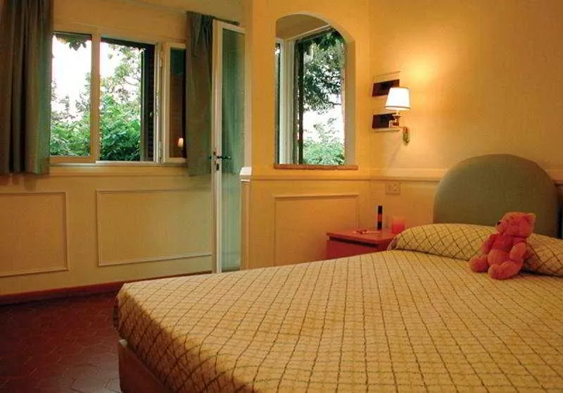 Room, Orto di Roma, Rome