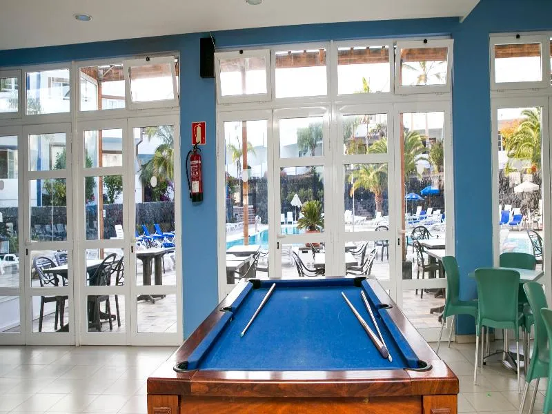 Sports and Entertainment, Apartamentos LIVVO Morromar, Lanzarote
