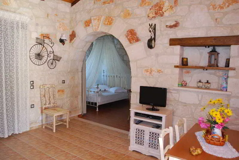 Room, Kavos Psarou Villas, Zante