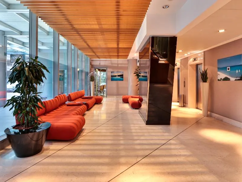 Lobby, UNA HOTELS The One Milano, Milan
