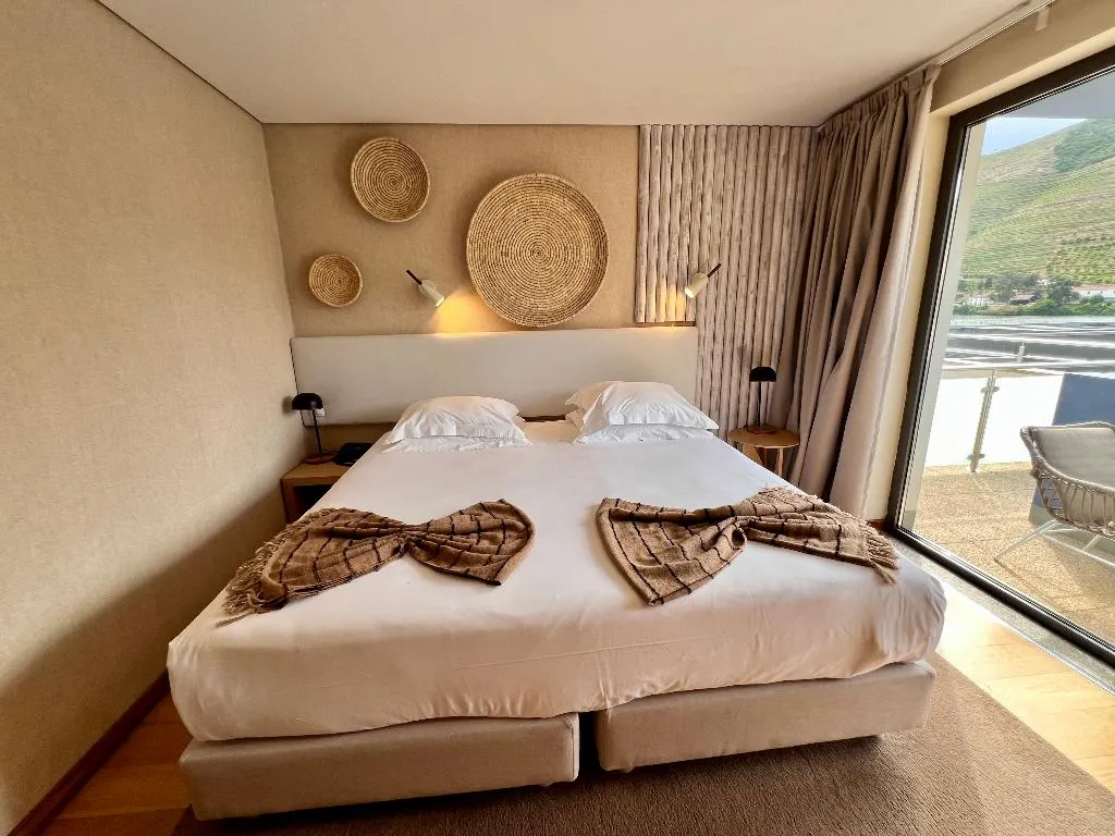 DOUBLE RIVER VIEW Room, Folgosa Douro Hotel, Porto