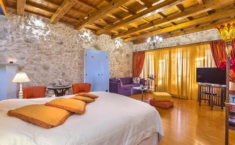 JUNIOR SUITE STANDARD Room, Avli Lounge Apartments, Crete