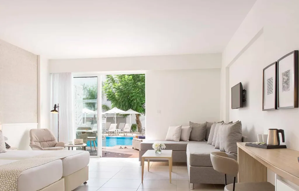 JUNIOR SUITE OVERWATER WITH POOL Room, Sofianna Resort & Spa, Cyprus