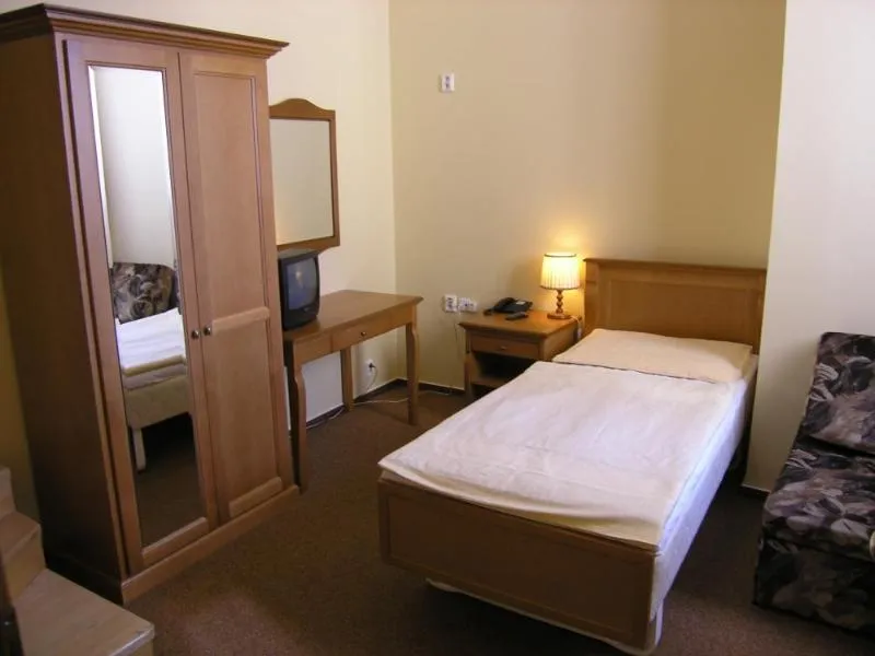 Double or Twin STANDARD Room, Brezina, Prague