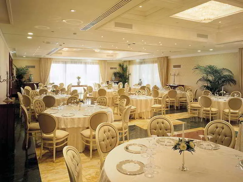 Restaurant, LH Hotel Domus Caesari, Rome