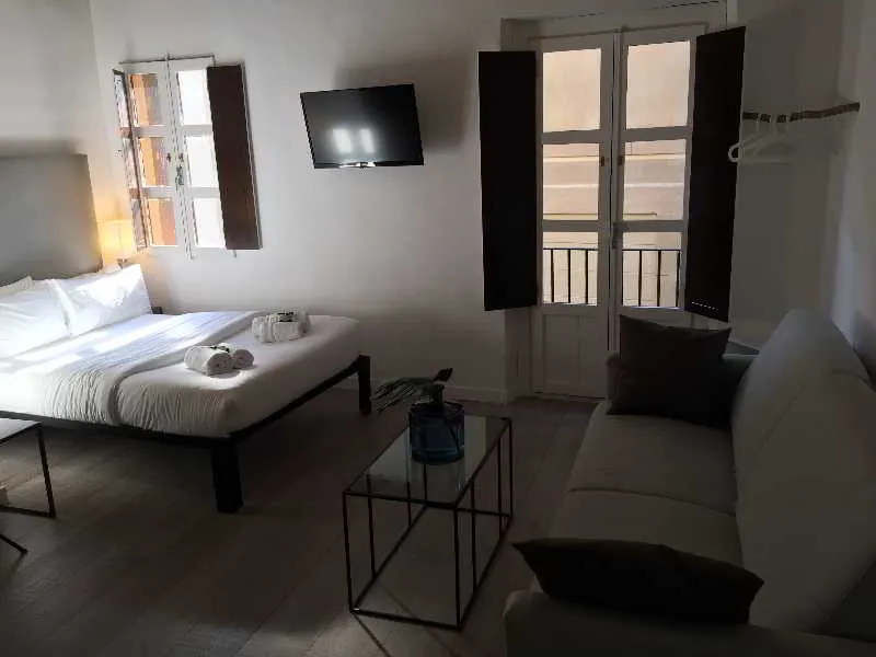 Room, 5 Barcelona Apartments, Barcelona