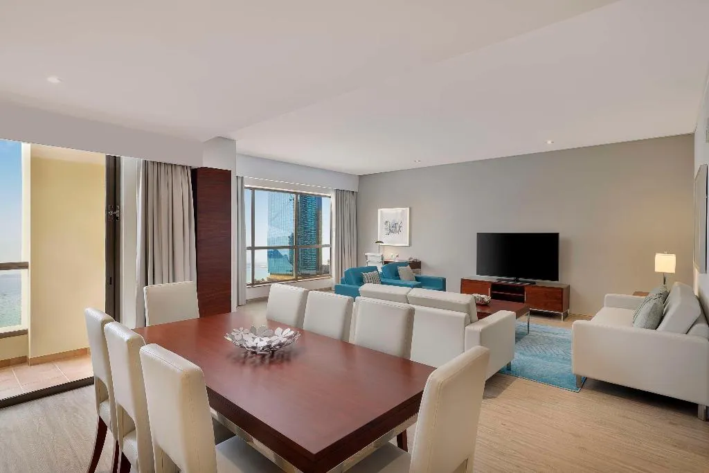 FAMILY ROOM THREE BEDROOMS Room, Hilton Dubai The Walk, Dubai