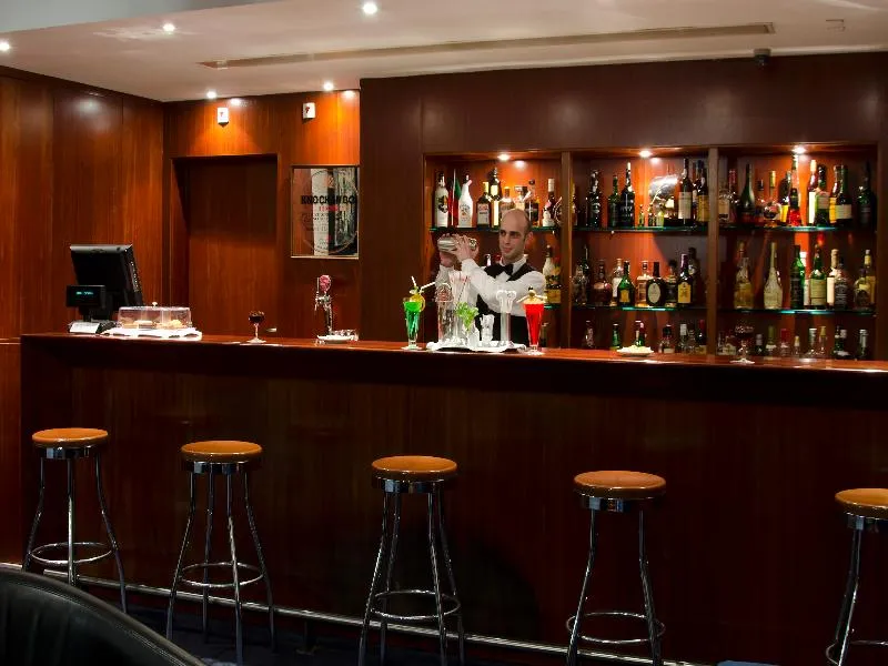 Bar, VIP Executive Zurique, Lisbon