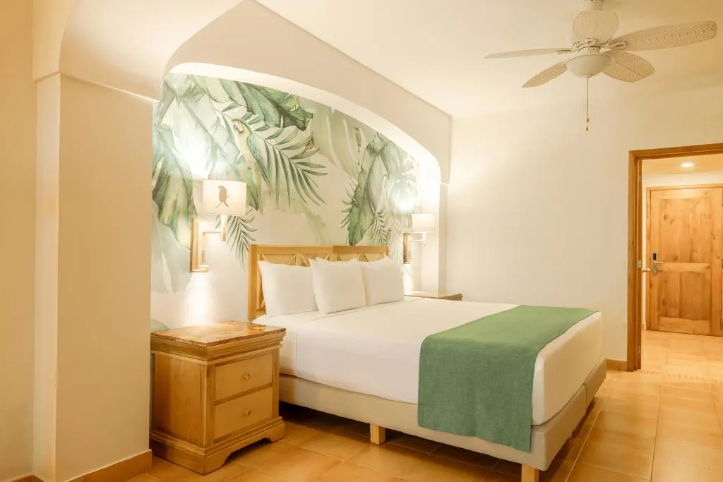JUNIOR SUITE STANDARD Room, Iberostar Selection Paraiso Lindo All Inclusive, Cancun Area