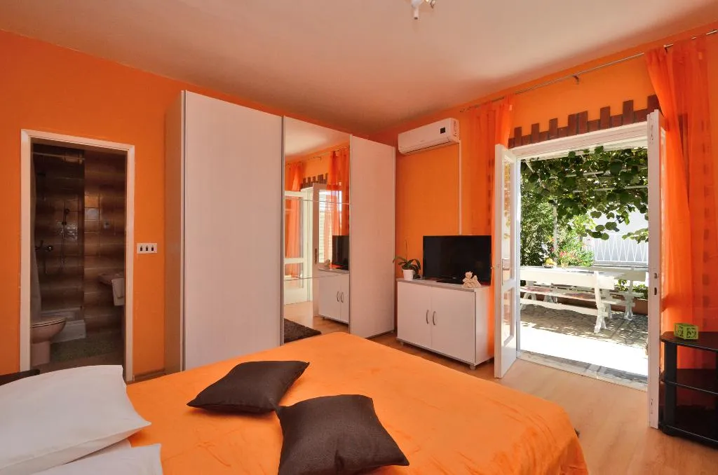 APARTMENT SEA VIEW WITH TERRACE Room, LaidBack Apartments, Dubrovnik