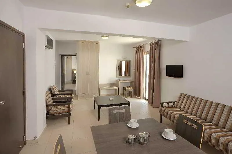 APARTMENT ONE BEDROOM Room, Petrosana Hotel Apartments, Cyprus