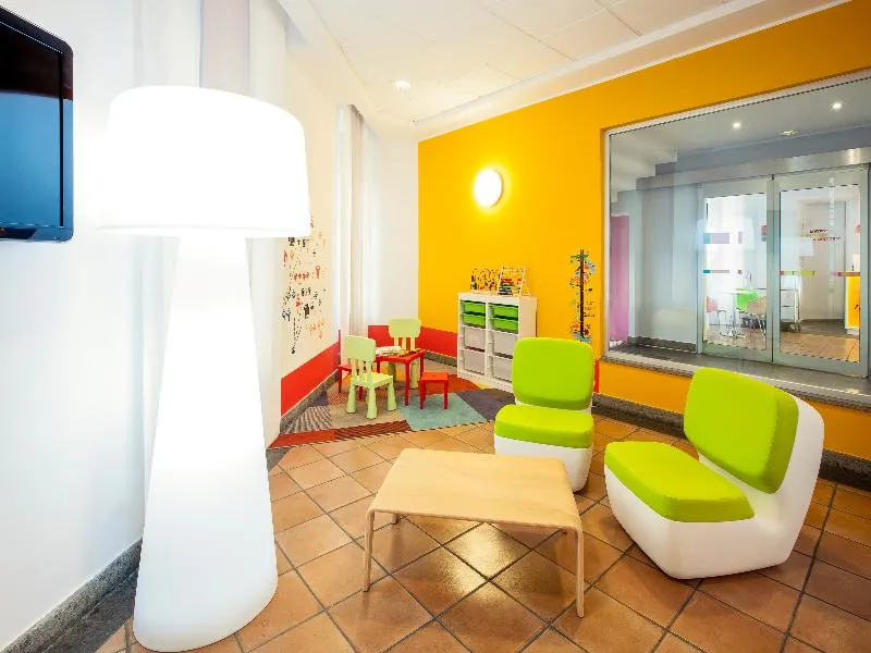 Lobby, Ibis Styles Napoli Garibaldi, Naples