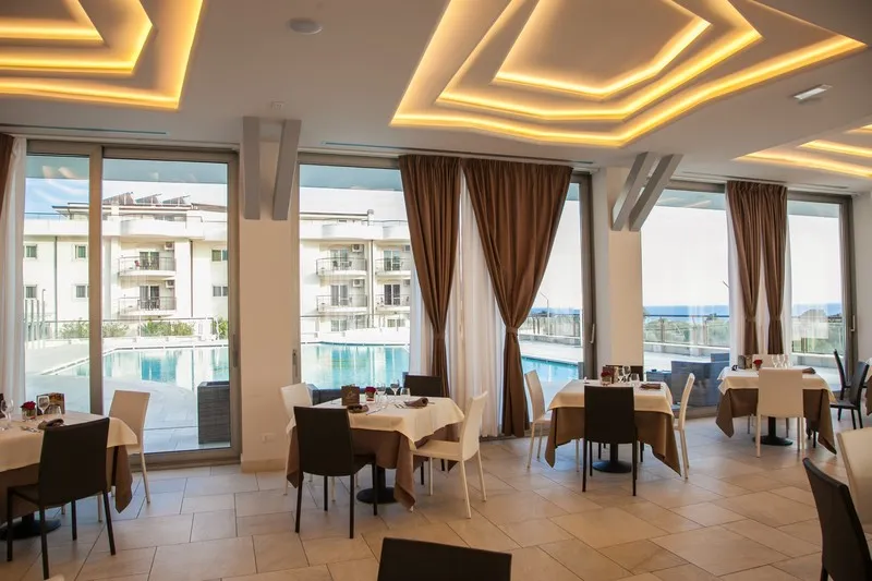 Restaurant, 4 Spa Hotel, Catania