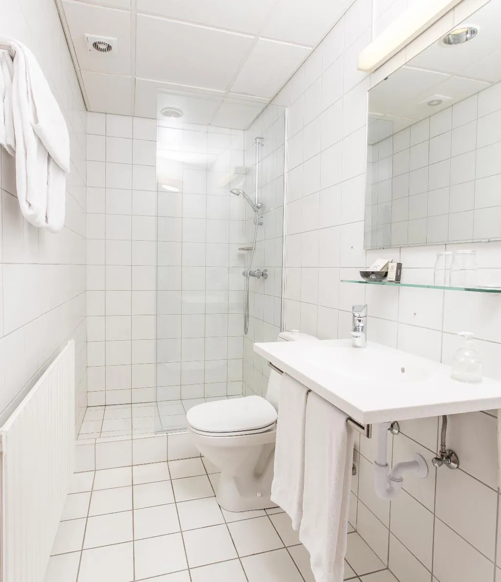 DOUBLE SINGLE USE STANDARD Room, Nordurland by Keahotels, Akureyri