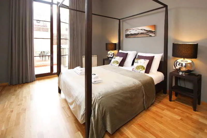 Room, Paseo De Gracia Apartments, Barcelona