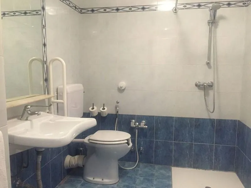 Room, Kebhotel, Milan