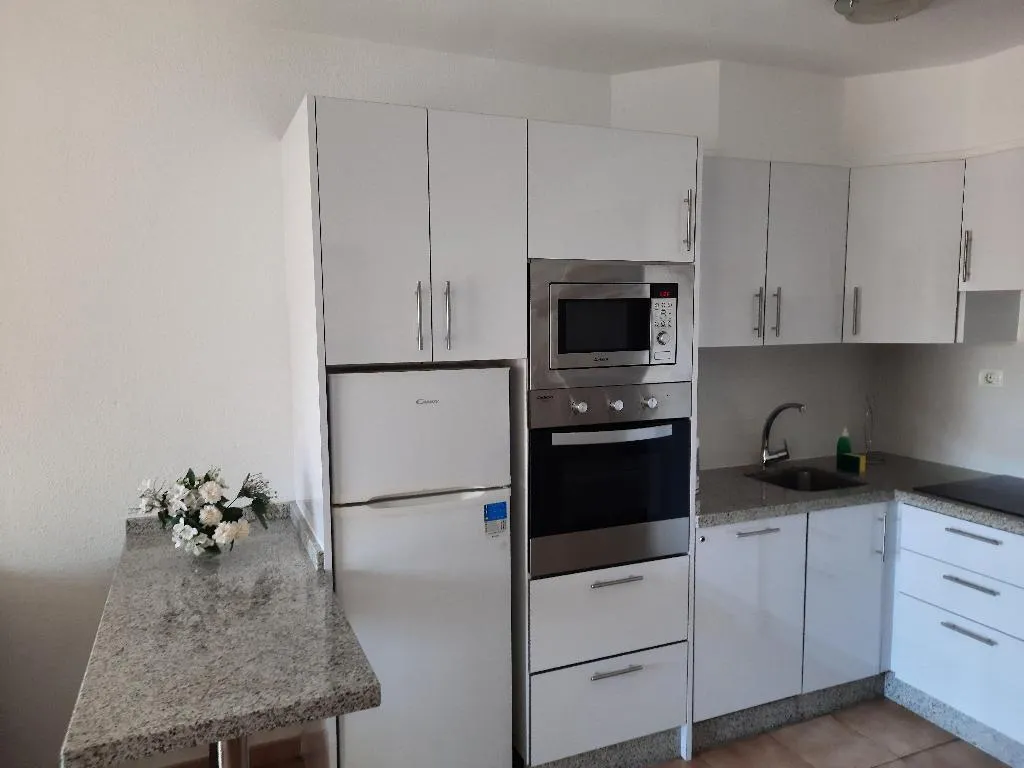 APARTMENT CAPACITY 6 TWO BEDROOMS Room, Castle Harbour, Tenerife