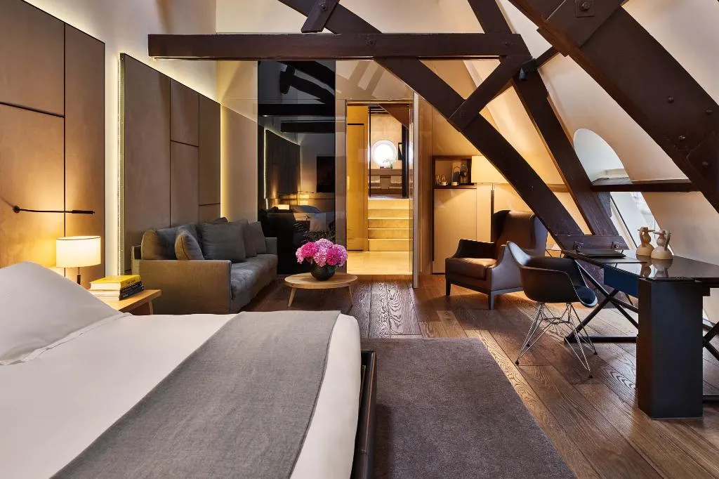 SUITE STANDARD Room, Mandarin Oriental Conservatorium, Amsterdam, Amsterdam