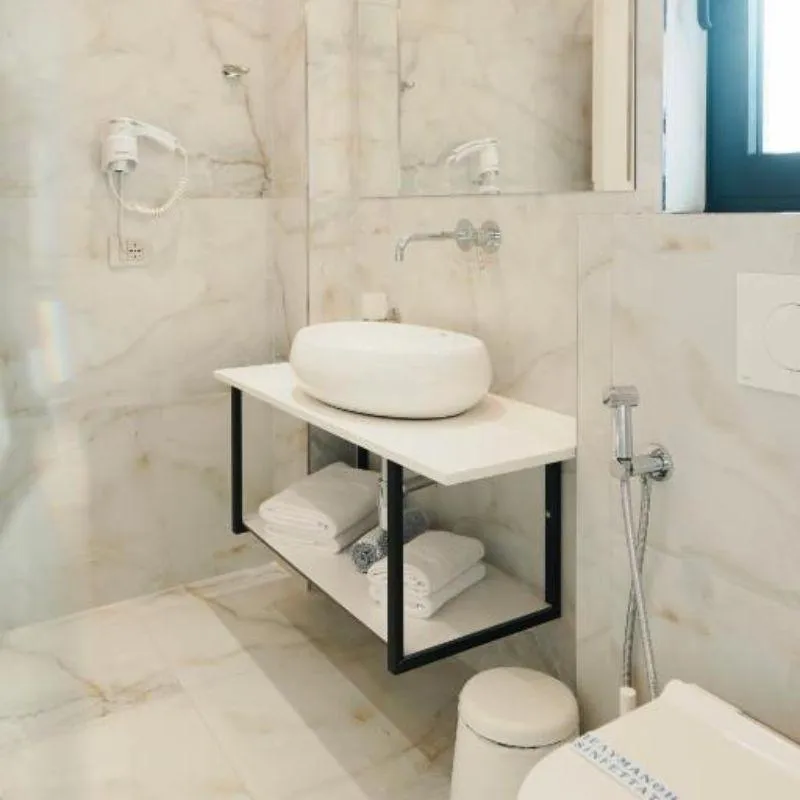 DOUBLE DELUXE ONE BED Room, Mediterrane, Southern Albania