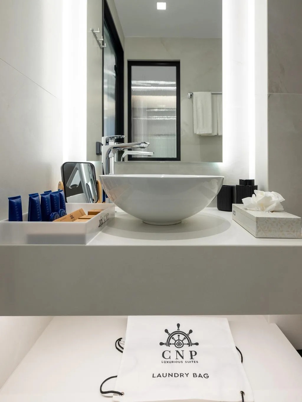 SUITE DELUXE Room, Captain Napoleon Paterakis CNP Luxurious Suites, Crete