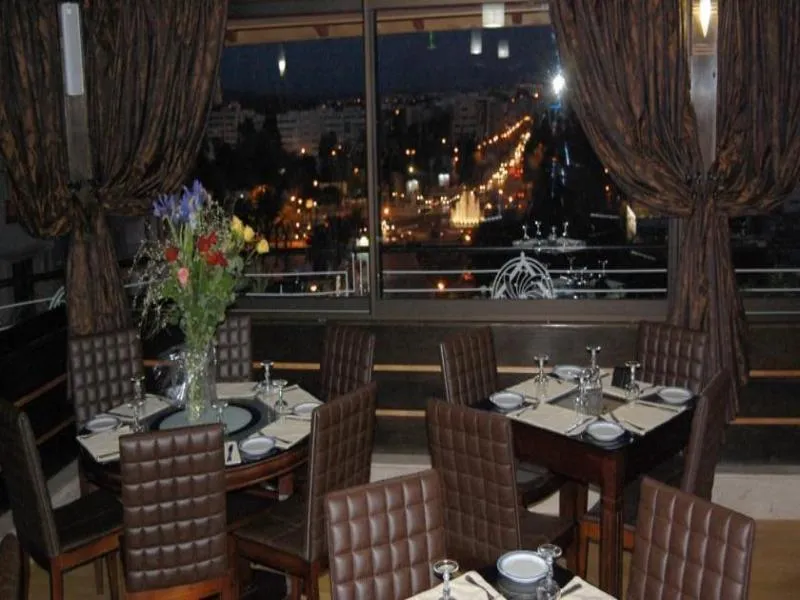 Restaurant, Zahrat al Jabal, Fez