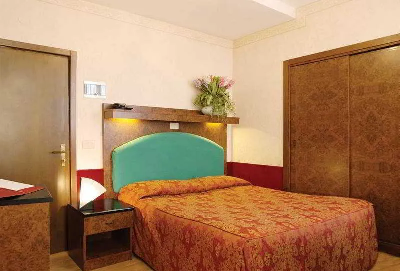 Room, Moderno, Venice
