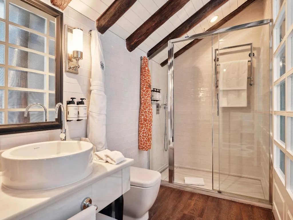 DOUBLE SINGLE USE STANDARD Room, Only YOU Boutique Madrid, Madrid