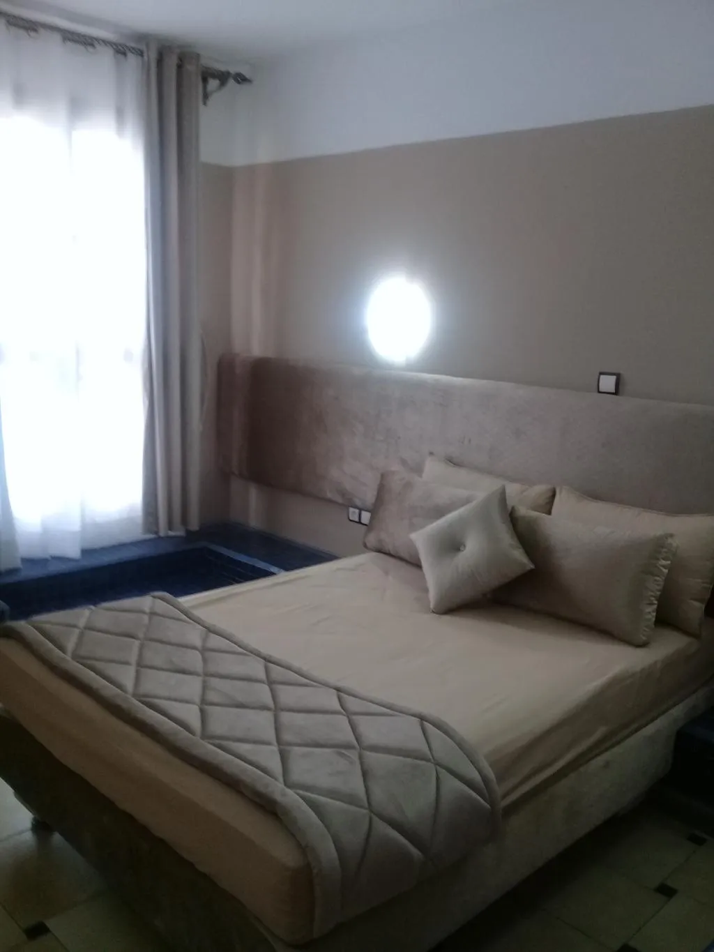 DOUBLE STANDARD Room, Batha, Fez