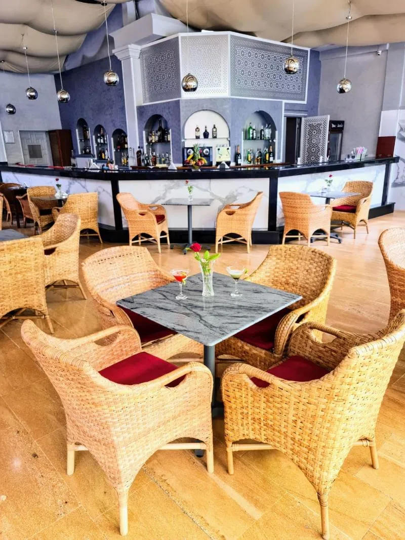 Bar, El Oumnia Puerto, Tangier