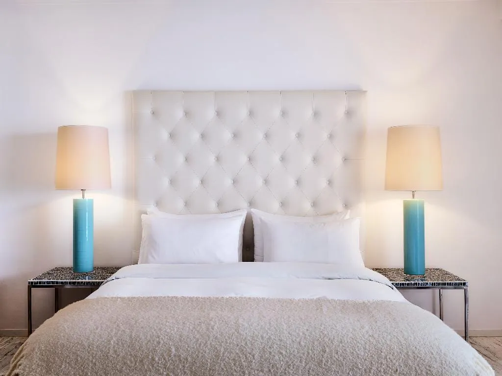 JUNIOR SUITE SEA VIEW Room, Grecotel LUXME White, Crete